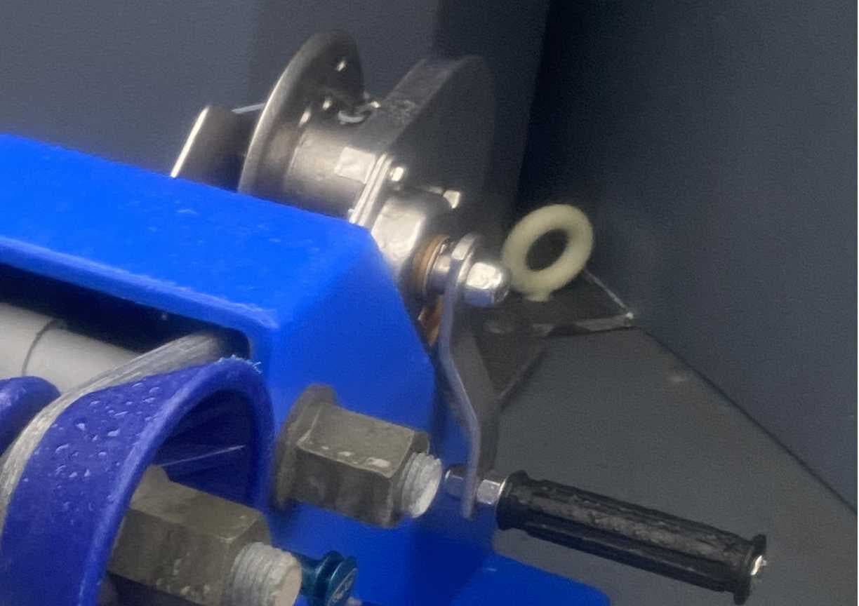 COMPOSITE WINCH POST